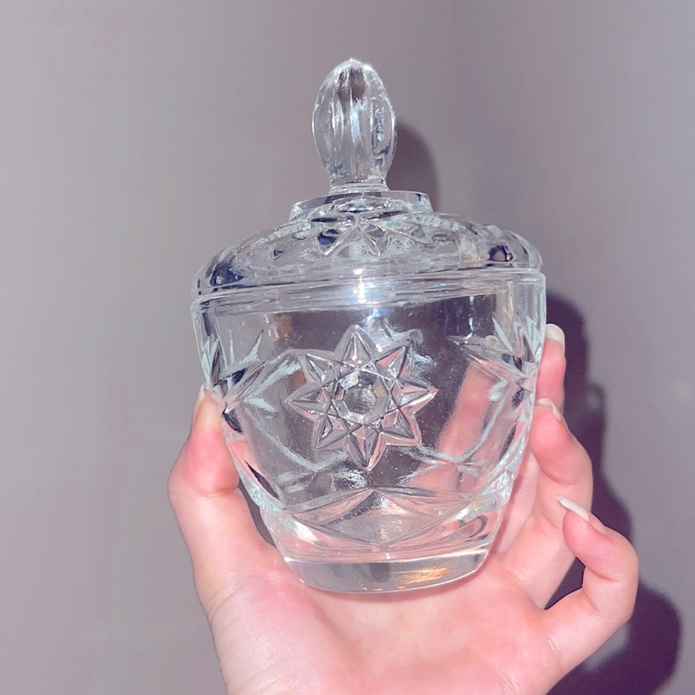 1777 Anchor Hocking Early American Prescut Star of David Sugar Bowl
